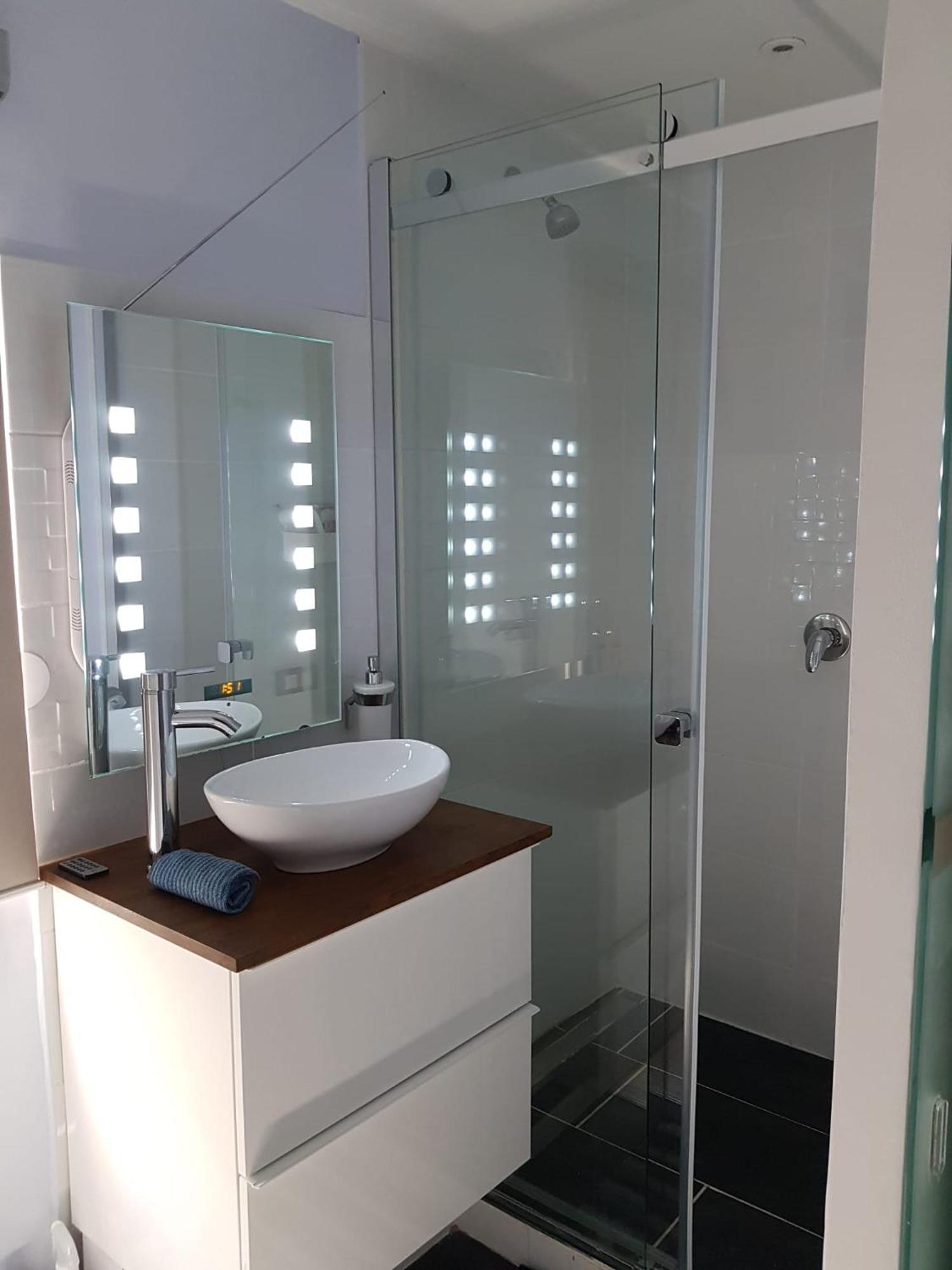 Spacious Town House With Balcony Montagnac  Εξωτερικό φωτογραφία