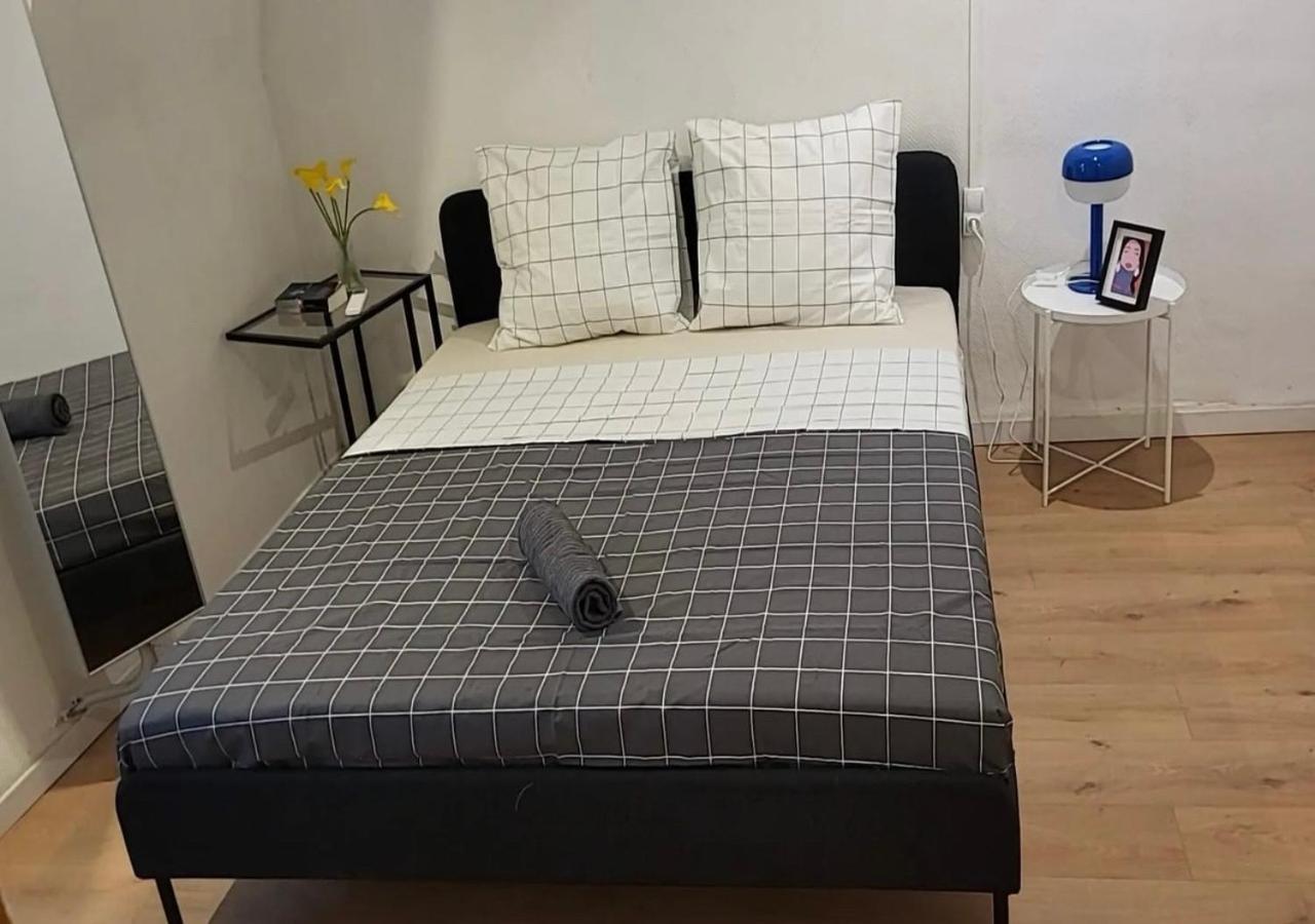 Spacious Town House With Balcony Montagnac  Εξωτερικό φωτογραφία